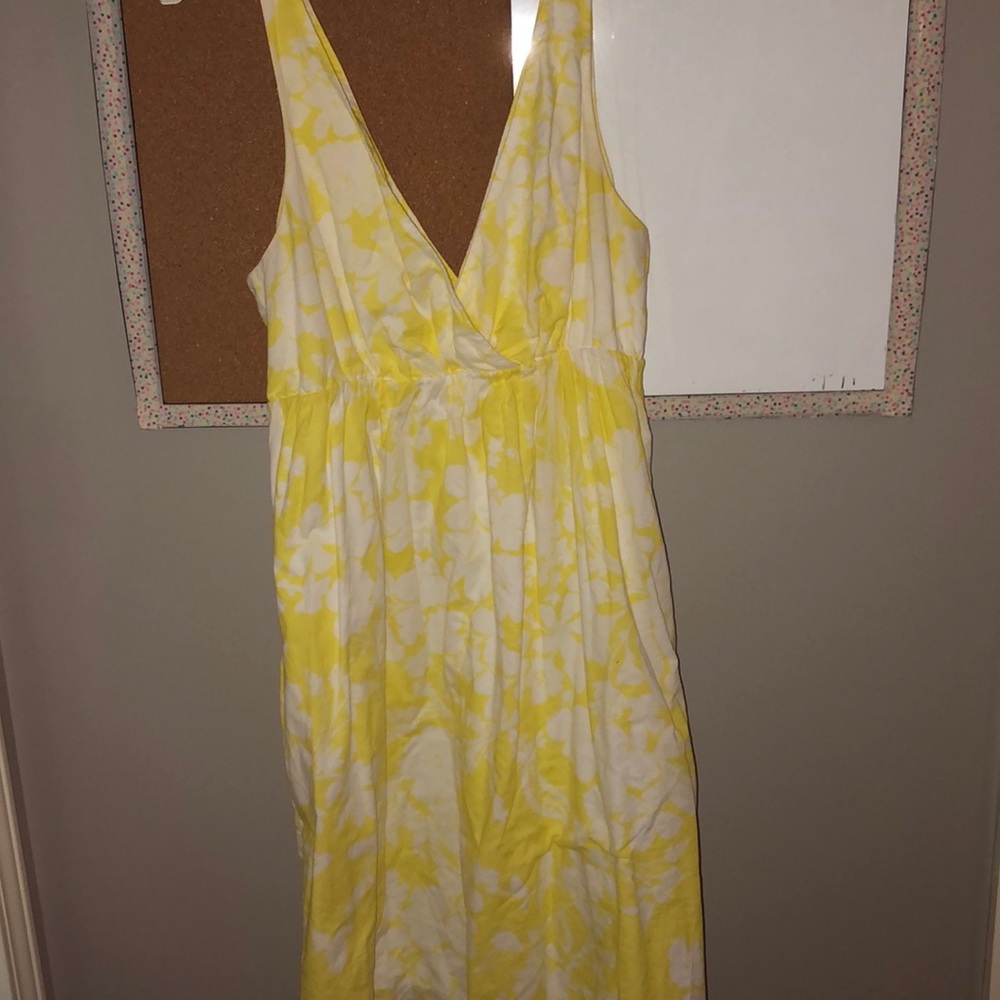Yellow dress